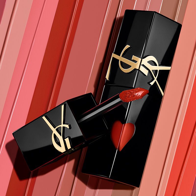 Descubre el maquillaje de labios rom-com